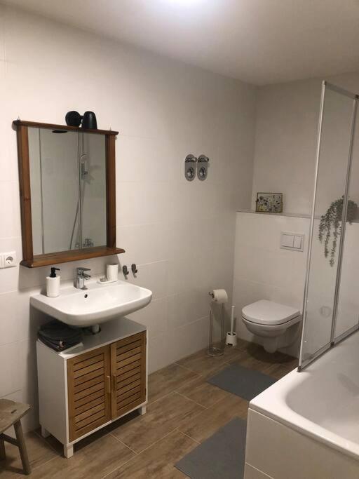Apartment Laendliche Wildblume, 4 Km Zum Stausee *